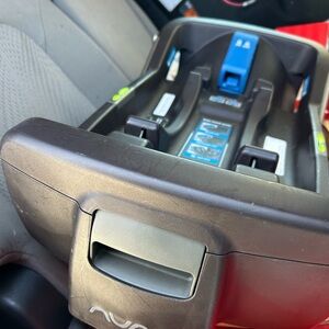 NUNA PIPA car seat base